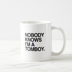 Caneca De Café NINGUÉM SABE QUE SOU UM TOMBOY -.png