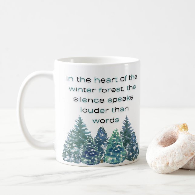 Caneca De Café No Coração Da Floresta De Inverno (Com Donut)