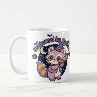 Caneca De Café Nocturno por Natureza - Guaxinim Bruxa Fofa
