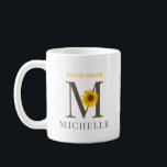 Caneca De Café Noiva Rústica Editável Girassol Casamento Damas de<br><div class="desc">Um moderno editável rústico marrom e amarelo com um copo monogramado de girassol. Mova o girassol para combinar com sua inicial com tipografia clássica moderna. As cores de todos os elementos são editáveis, basta clicar em personalizar ainda mais e selecionar a camada que deseja alterar. Mensagem para mim se precisar...</div>