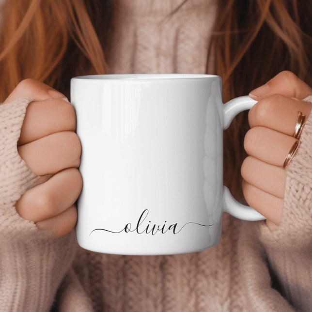 Caneca De Café Nome de Monograma de Script Feminino Preto Branco  (Criador carregado)