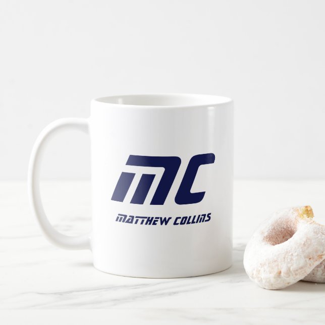 Caneca De Café Nome do Monograma Azul Moderno Simples para Ele (Com Donut)