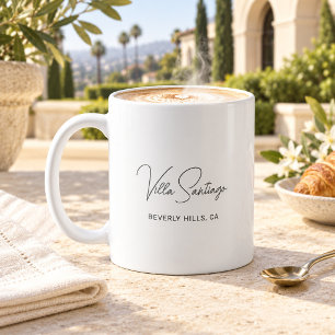 Caneca De Café Nome do Monograma da Residência Chic Script Home