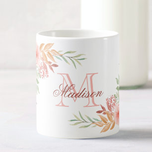 Caneca De Café Nome do Monograma Floral com Cor de Água Rosa Per