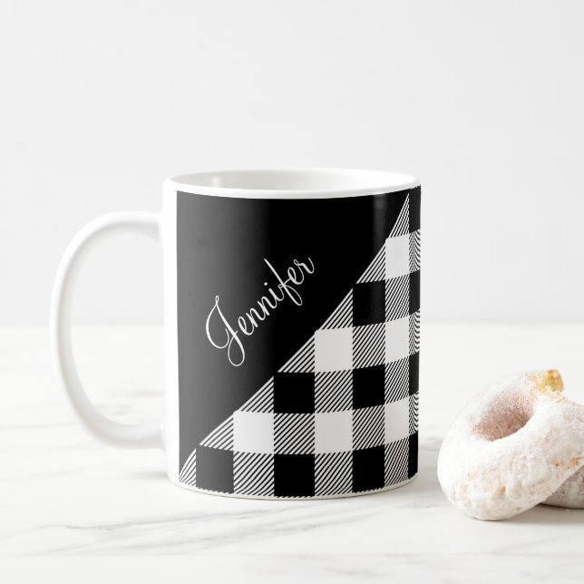 Caneca De Café Nome do Script de Xadrez Preto e Branco Moderno (Com Donut)