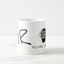 Caneca De Café nome e iniciais manuscritos com fotografia b/w