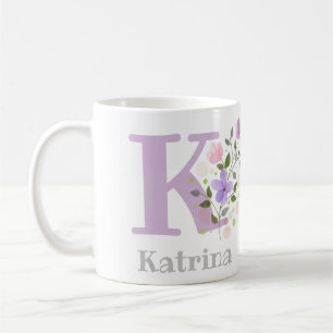 Caneca De Café Nome inicial de adição Katrina com flores