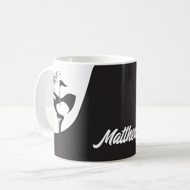 Caneca De Café Nome Personalizado Olá, Golfe Negro e Branco (Frente Esquerda)