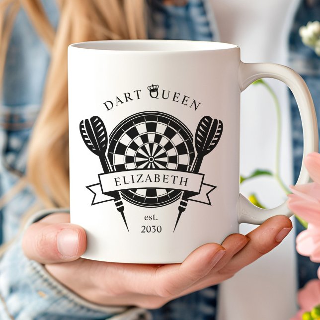 Caneca De Café Nome personalizado preto e branco Dart Queen Coffe (Criador carregado)