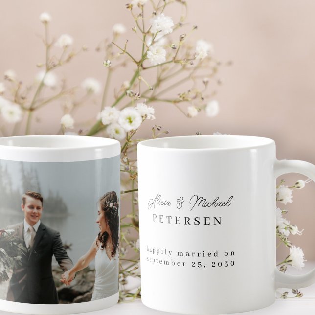 Caneca De Café Nomes de script personalizados de casamento de fot (Criador carregado)