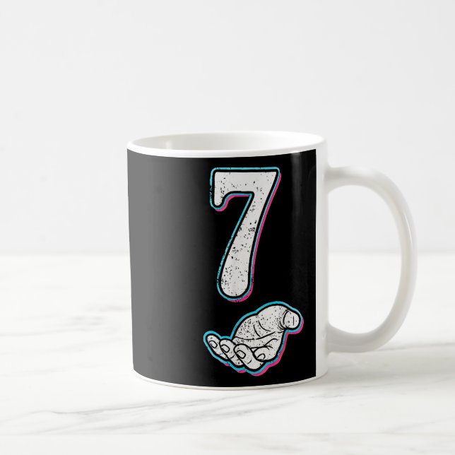 Caneca De Café Número 7 Traje de Halloween de Meme Combinando 67  (Direita)
