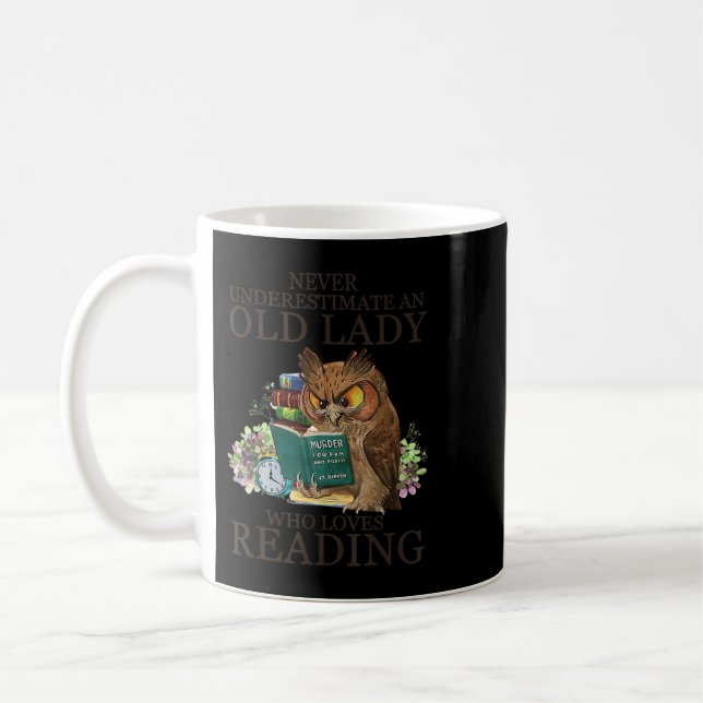 Caneca De Café Nunca Subestime Uma Velha Que Adora Ler  (Esquerda)