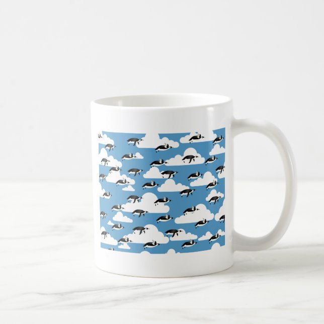 Caneca De Café Nuvens Fofas e Pinguins Voadores (Direita)