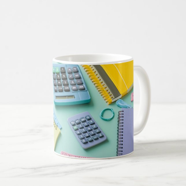 Caneca De Café O conjunto de suprimentos escolares inclui cores p (Frente Esquerda)