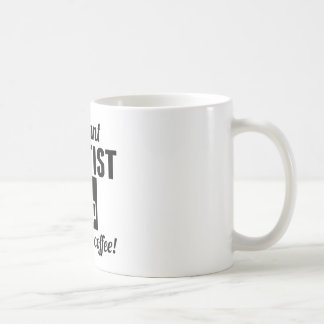 Caneca De Café O dentista imediato apenas adiciona o café