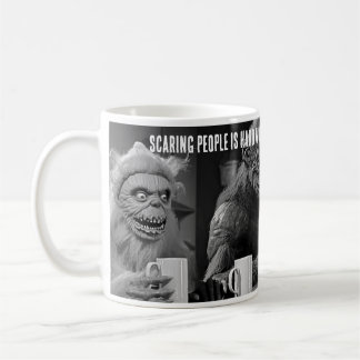 Caneca De Café O descarte do Pessoas é o Co-Tema do Monstro do Tr
