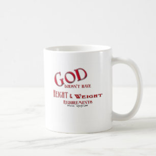 Caneca De Café O deus não tem exigências da altura e do peso