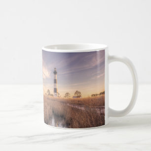 Caneca De Café O farol da ilha de Bodie no por do sol