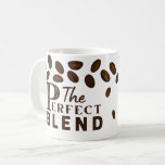 Caneca De Café O Favor Do Café De Casamento De Mistura Perfeita<br><div class="desc">Trendy e o único café favorito da caneca projetada com café. Personalize com nomes de noiva e noivo e data de casamento.</div>