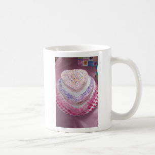Caneca De Café O FELIZ ANIVERSARIO, coração deu forma ao bolo,