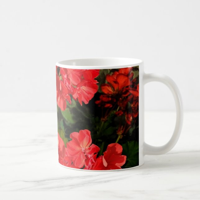 Caneca De Café O gerânio vermelho do estilo antigo floresce (Direita)