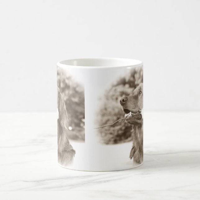 Caneca De Café O golden retriever do Sepia com aumentou (Centro)