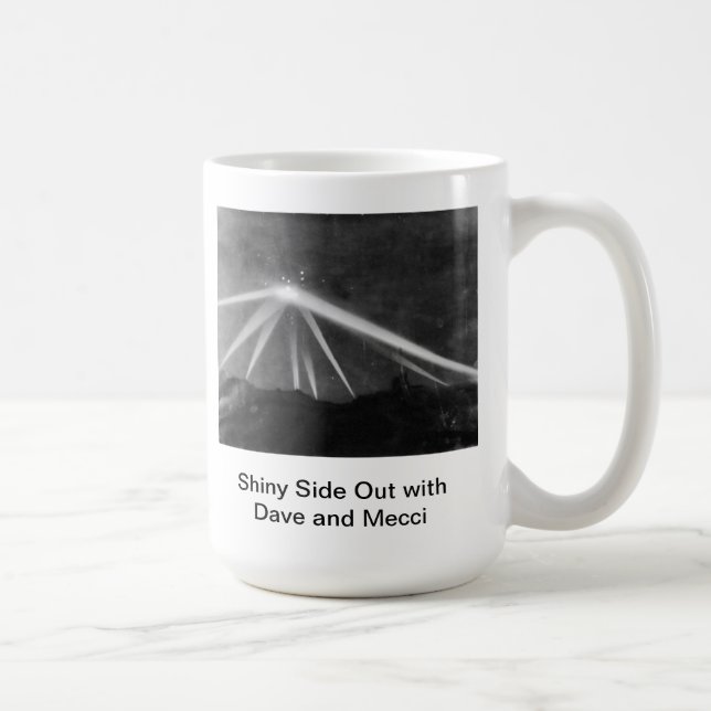 Caneca De Café O lado brilhante para fora agride (Direita)