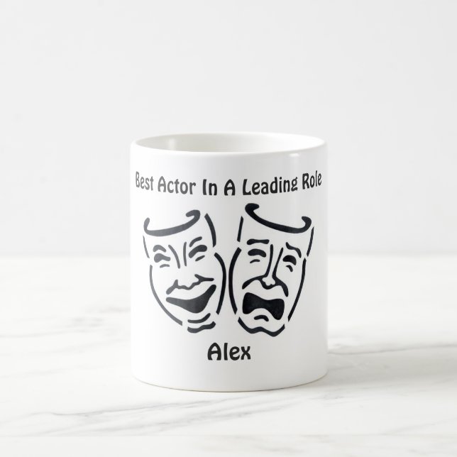 Caneca De Café O melhor ator/papel determinante: Alex (Centro)