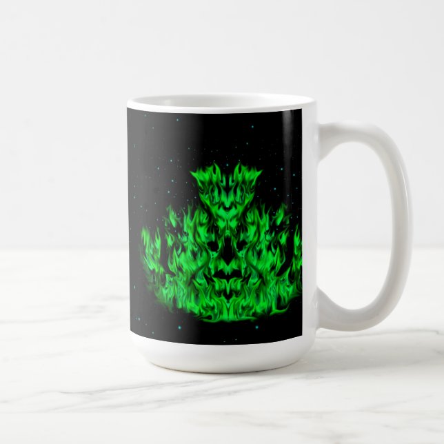 Caneca De Café O monstro verde da chama no céu estrelado (Direita)