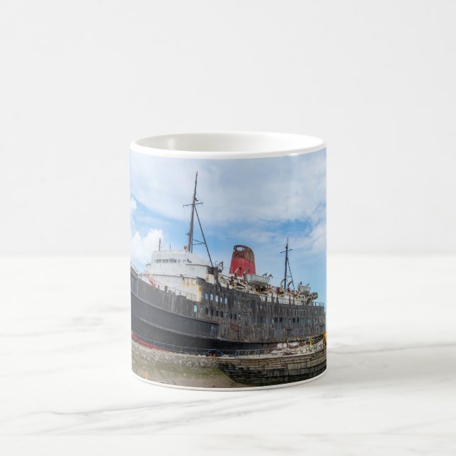 Caneca De Café O Navio Abandonado TSS Duque de Lancaster (Centro)