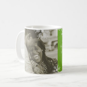 Caneca De Café O nosso primeiro Natal é o Mínimo de Neve Verde