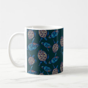 Caneca De Café O padrão perfeito da tartaruga sobre fundo escuro