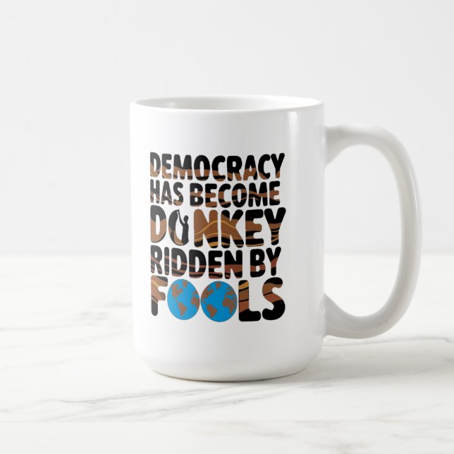 Caneca De Café O poder do ignorante (Direita)