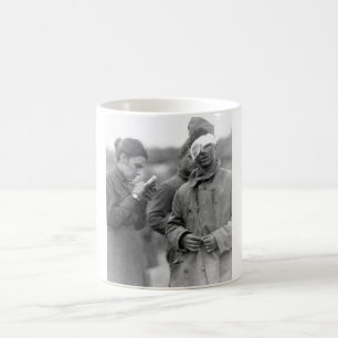 Caneca De Café O trabalhador do exército de salvação escrevend