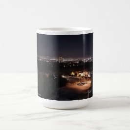 Caneca De Café O Vale à Noite em um