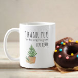 Caneca De Café Obrigado por me ajudar a crescer professor de árvo<br><div class="desc">A caneca de presentes do professor com ilustração fofa e tipografia de fontes magras e modestas. O modelo está pronto para você personalizar com seu nome e você também pode adicionar o nome de seu professor no verso assim como um slogan se desejar (como, melhor professor de todos os tempos)....</div>