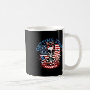 Caneca De Café Obtendo o esqueleto americano martelado com estrel