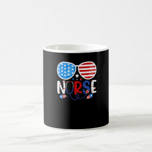 Caneca De Café Óculos de sol americanos patrióticos de enfermeira