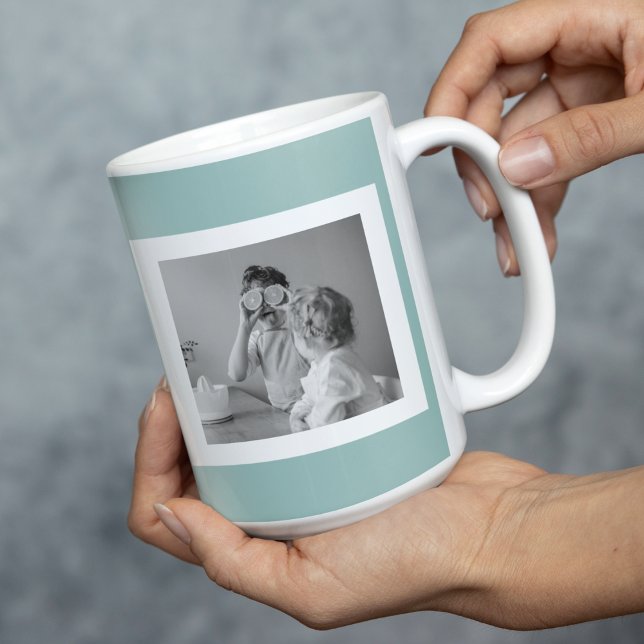 Caneca De Café Oferta Simples E Amável De Foto Da Família Moderna (Criador carregado)