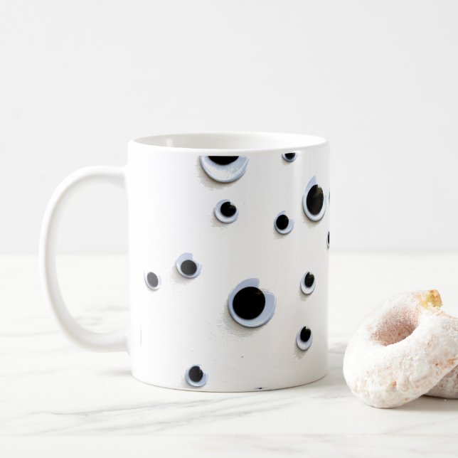 Caneca De Café Olhos Negros e Brancos Bonitos (Com Donut)