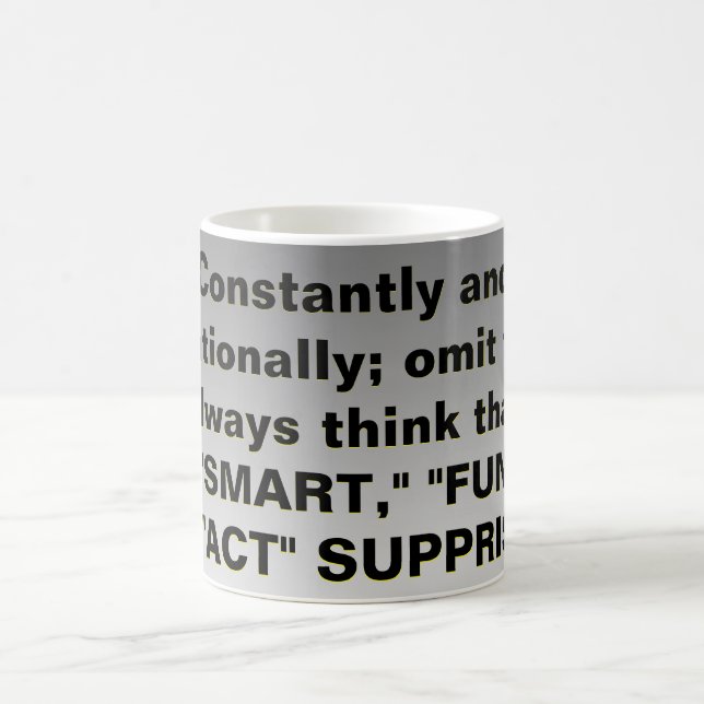 Caneca De Café Omitir fato constante e intencionalmente$ (Centro)