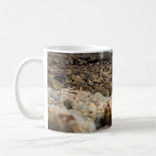 Caneca De Café Ondina Shoreline: Rugged Coastal Stone Landscape