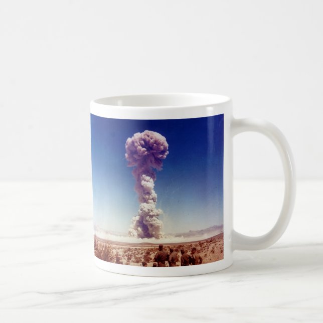 Caneca De Café Operação de ensaio de armas nucleares Buster-Jangl (Direita)