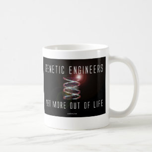 Caneca De Café Os engenheiros genéticos obtêm mais fora da vida