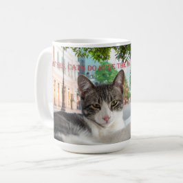 Caneca De Café Os gatos governam o mundo