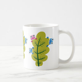 Caneca De Café Os insetos bonitos comem a folha verde