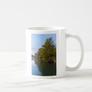 Caneca De Café Outono De Manhã Lago Springfield