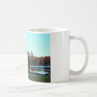 Caneca De Café Outono: Lago central Park, San Remo
