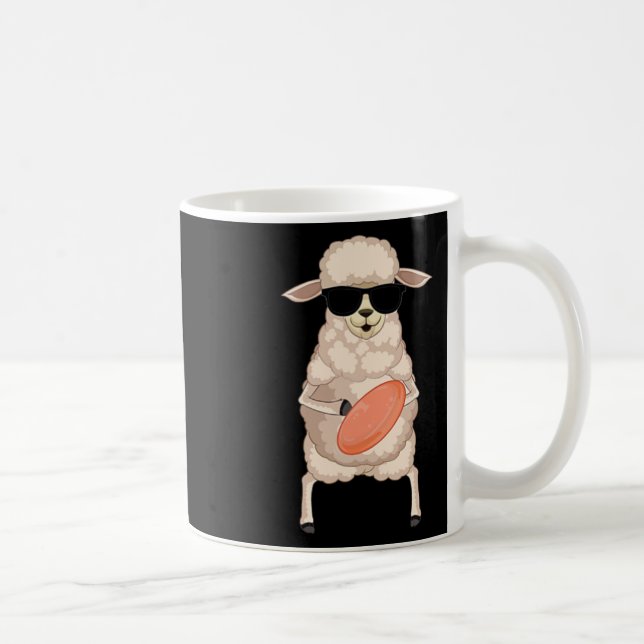 Caneca De Café Ovelha engraçada usando óculos de sol jogando golf (Direita)