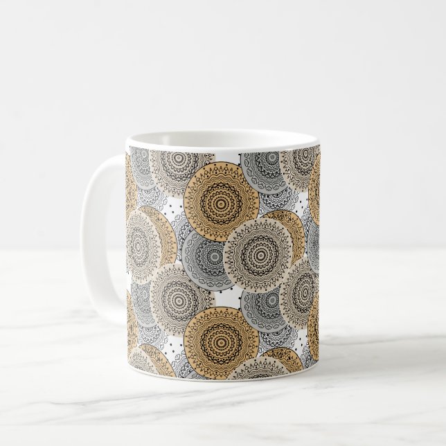 Caneca De Café Padrão bege cinza mandala árabe estilo oriental (Frente Esquerda)